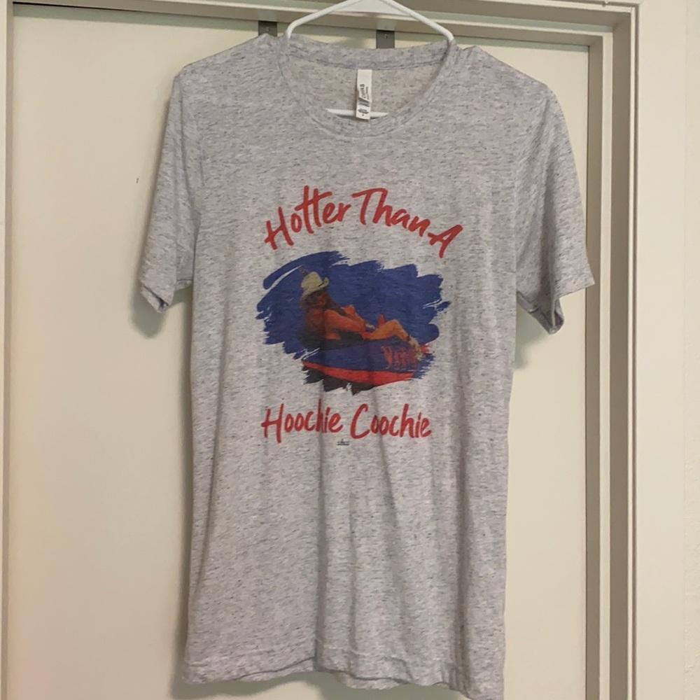 Graphic tee